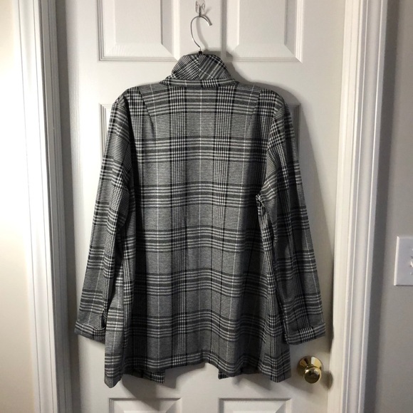 New - Picture 3 of 3